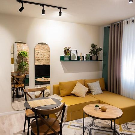 Three Doors Apartments, Kiwi 1+1 Apartment Tiranë Eksteriør bilde
